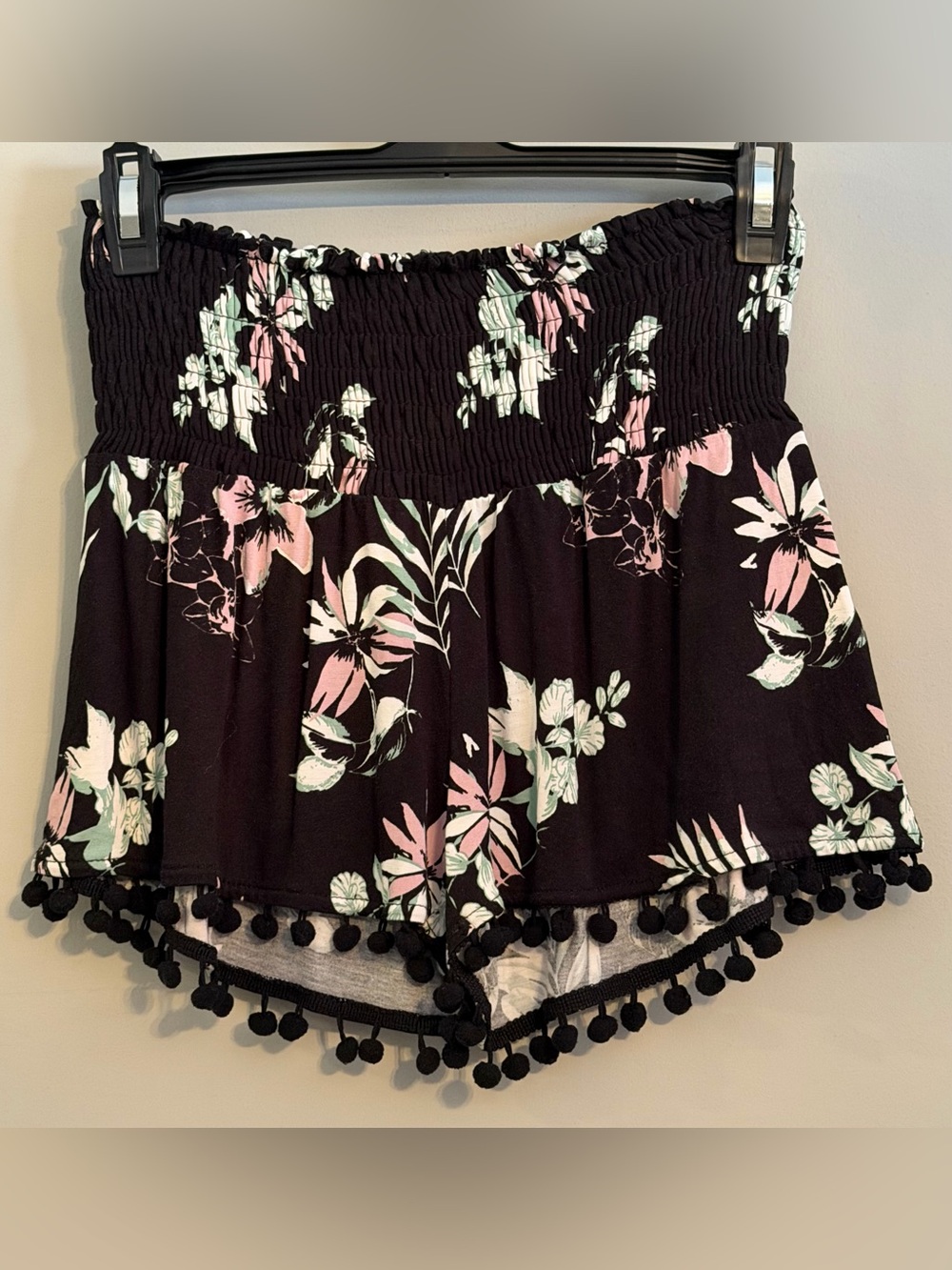 Lascana Black Floral Pom Pom Shorts Size 4
